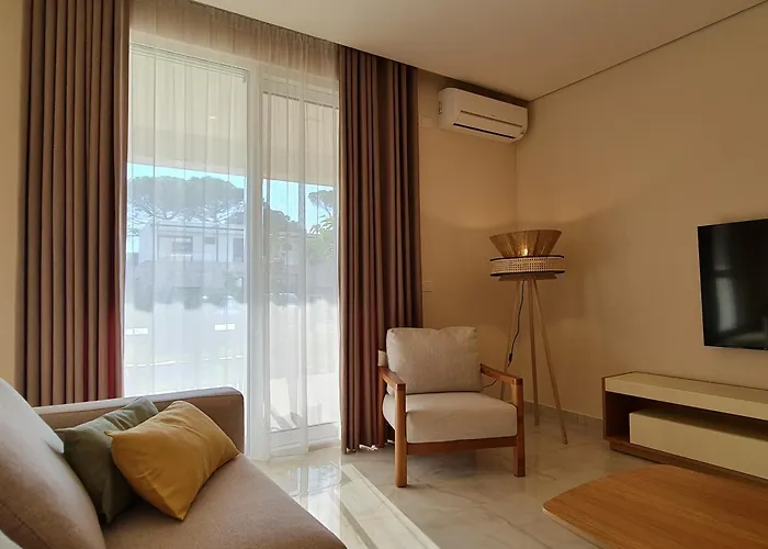 Gjiri I Lalzit - San Pietro - Savita Premium Apartments