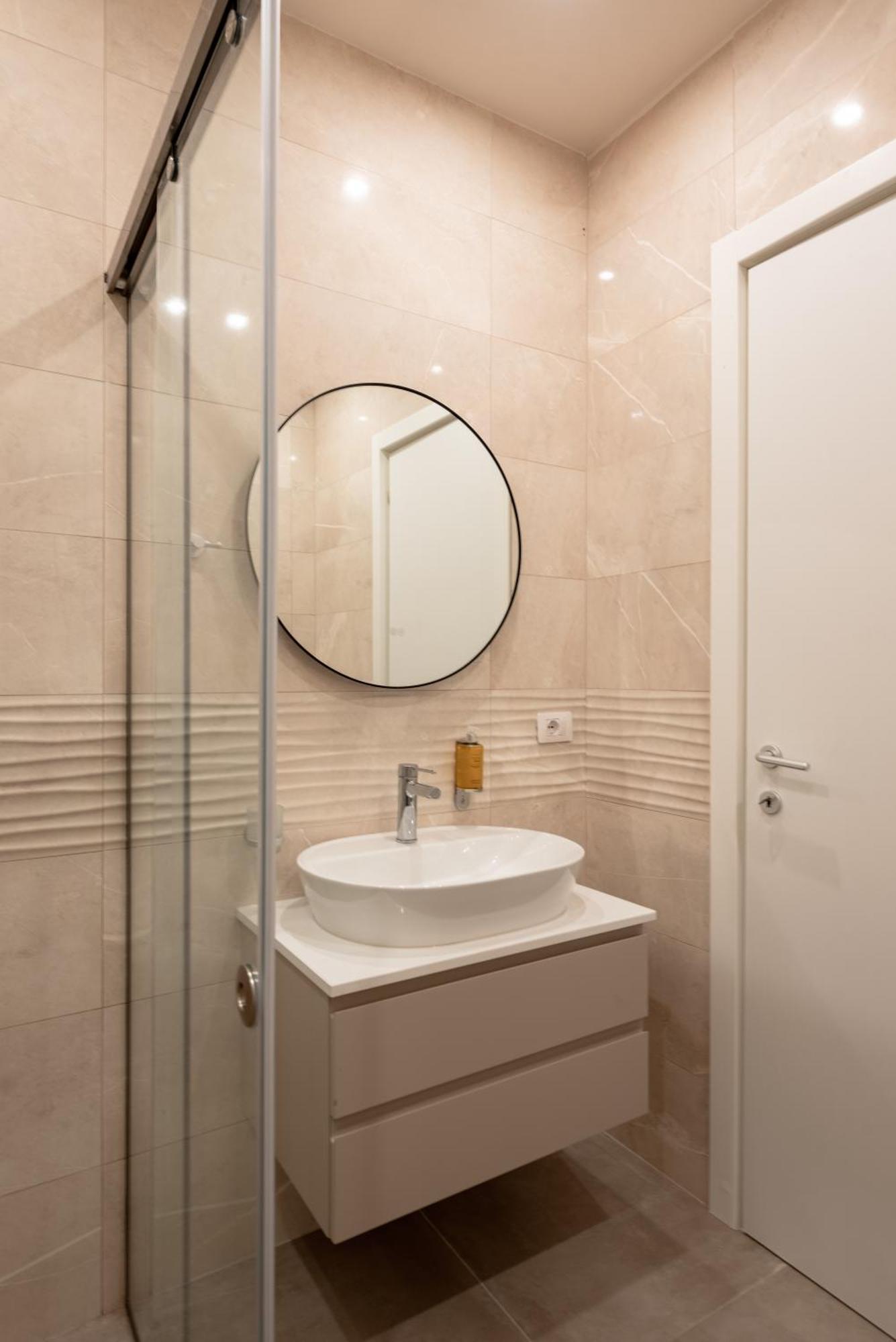 Gjiri I Lalzit - San Pietro - Savita Premium Apartament Durrës